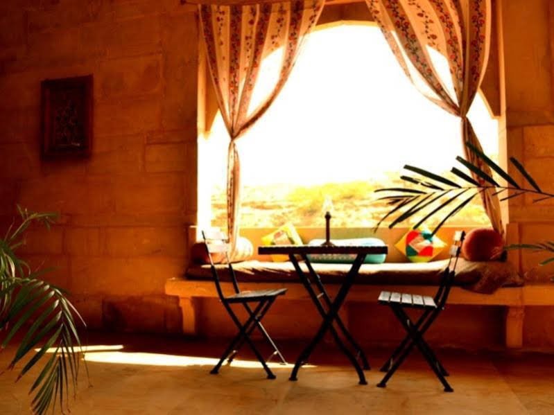 Фото Hotel heera Court