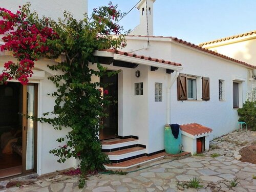 Гостиница Villa with 2 Bedrooms in L'Escala, with Wonderful Sea View, Private Pool And Enclosed Garden