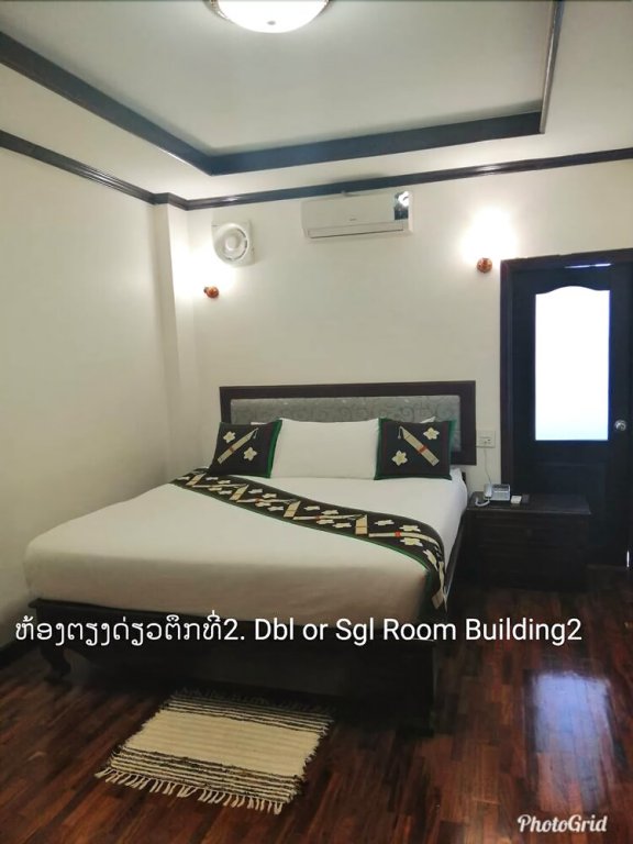 Фото Anoulackkhenlao Hotel