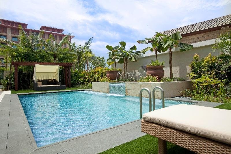 Фото Resorts World Sentosa - Crockfords Tower