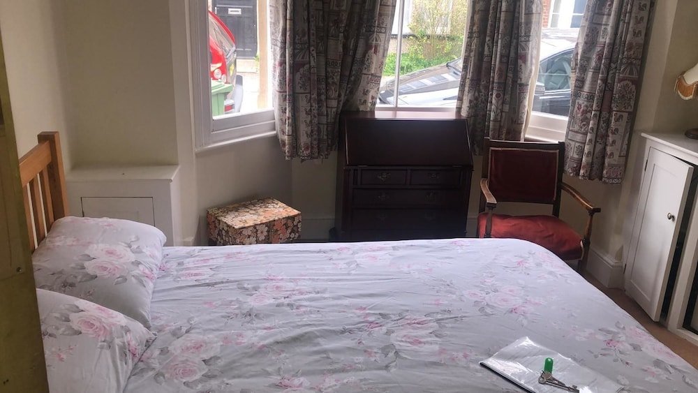 Фото 17 Chilswell Road