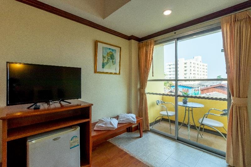 Фото Chomsin Hua Hin Hotel