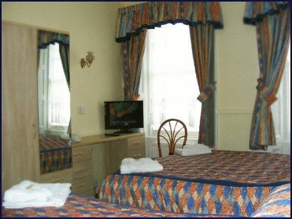 Фото Andorra Guest Accommodation