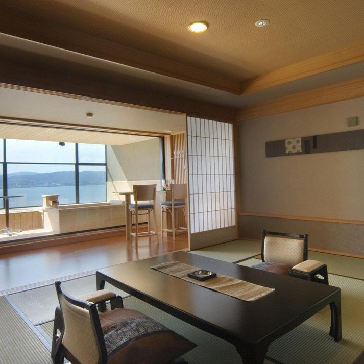 Фото Naniwa Issui