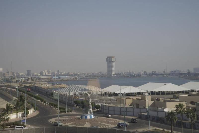 Фото Crown Town Hotel