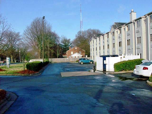 Фото Motel 6 Charlotte - University