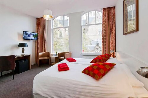 Внешний вид отеля Ambassador City Centre Hotel в Харлеме, фото 2