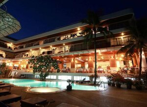 Гостиница First Bungalow Beach Resort