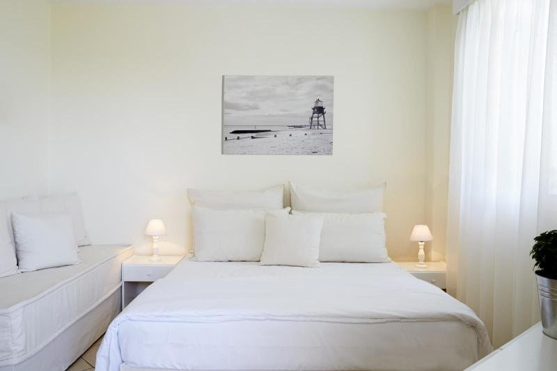 Фото Petradi Beach Lounge Hotel