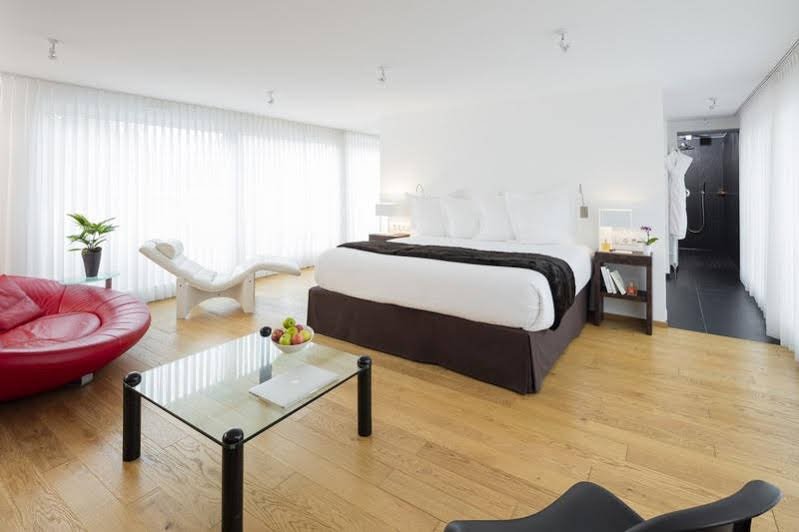 Фото Garrigae Villa La Florangerie