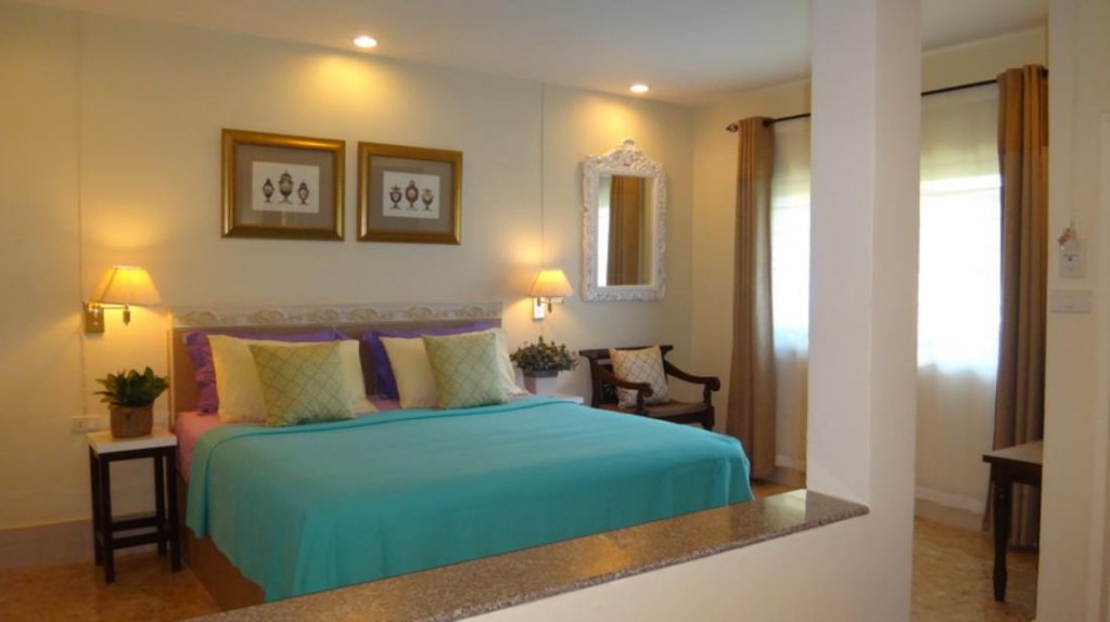 Фото Holiday Village & Natural Garden Resort