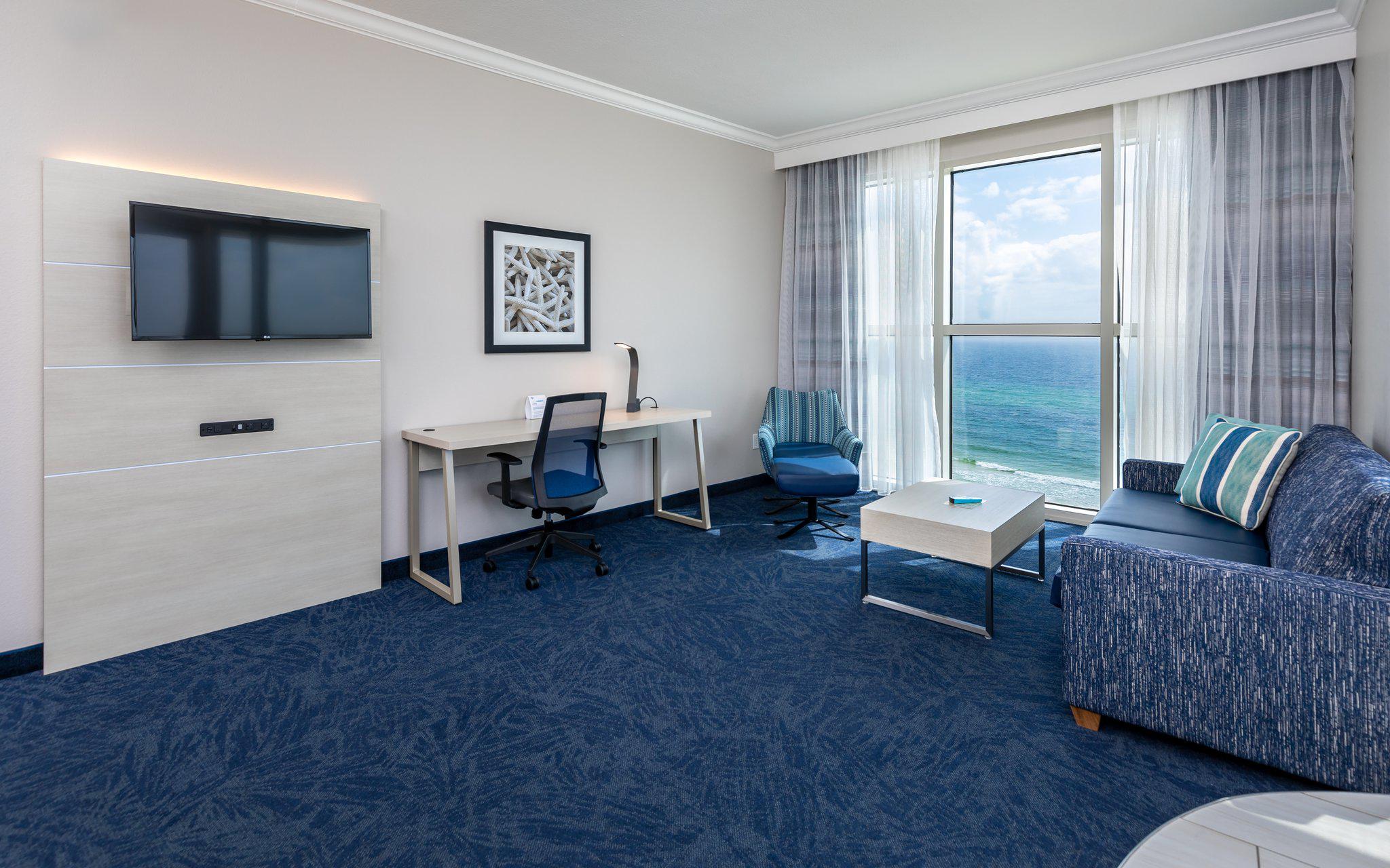 Фото Holiday Inn Express Pensacola Beach, an Ihg Hotel