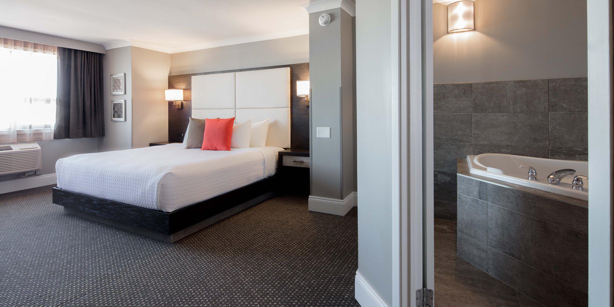 Фото Crowne Plaza Moncton-Downtown, an Ihg Hotel