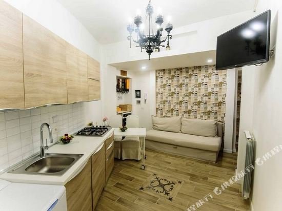 Фото St. Peter's mirror-Romantic view