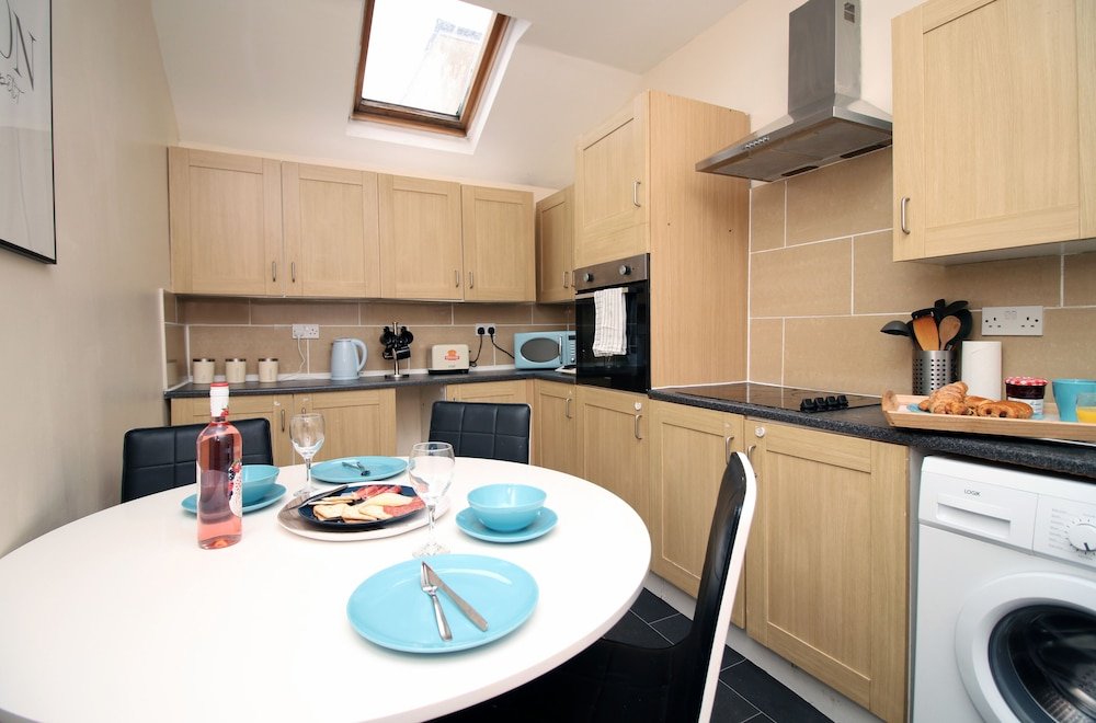 Фото Karah Suites - Church Road II