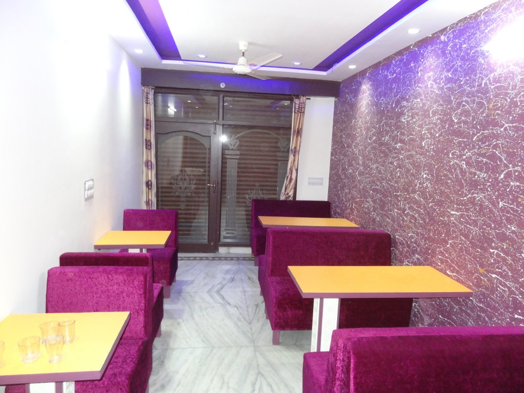 Фото Hotel Aashiyana