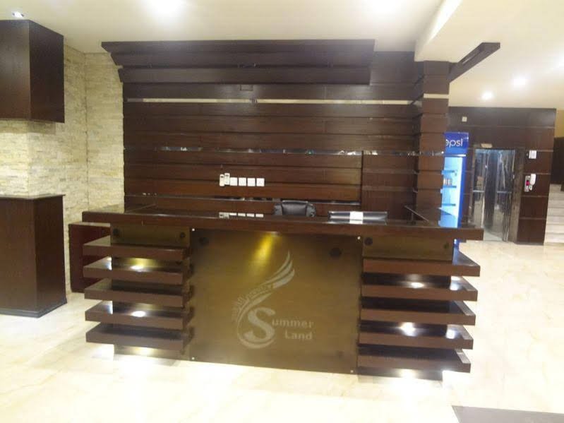 Фото Summerland Suites