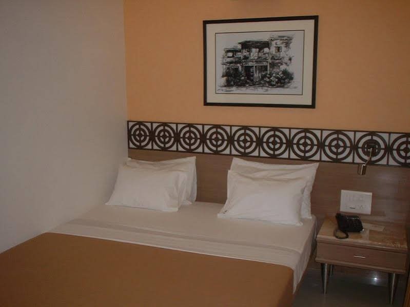 Фото The UniContinental - Campus Accommodation