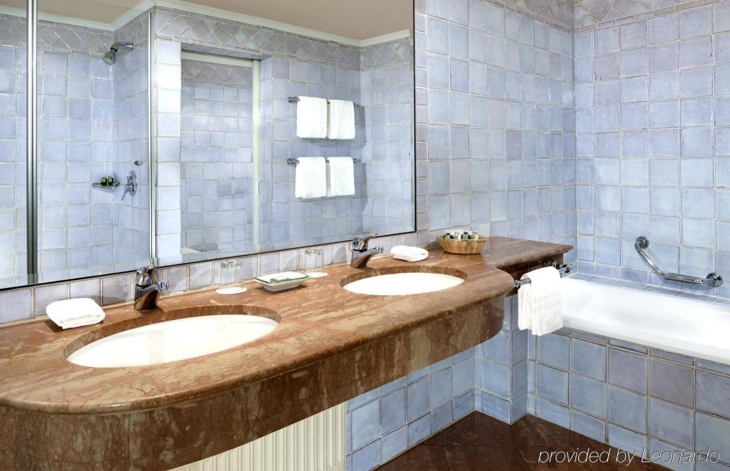 Фото Hotel Goldener Hirsch, a Luxury Collection Hotel, Salzburg