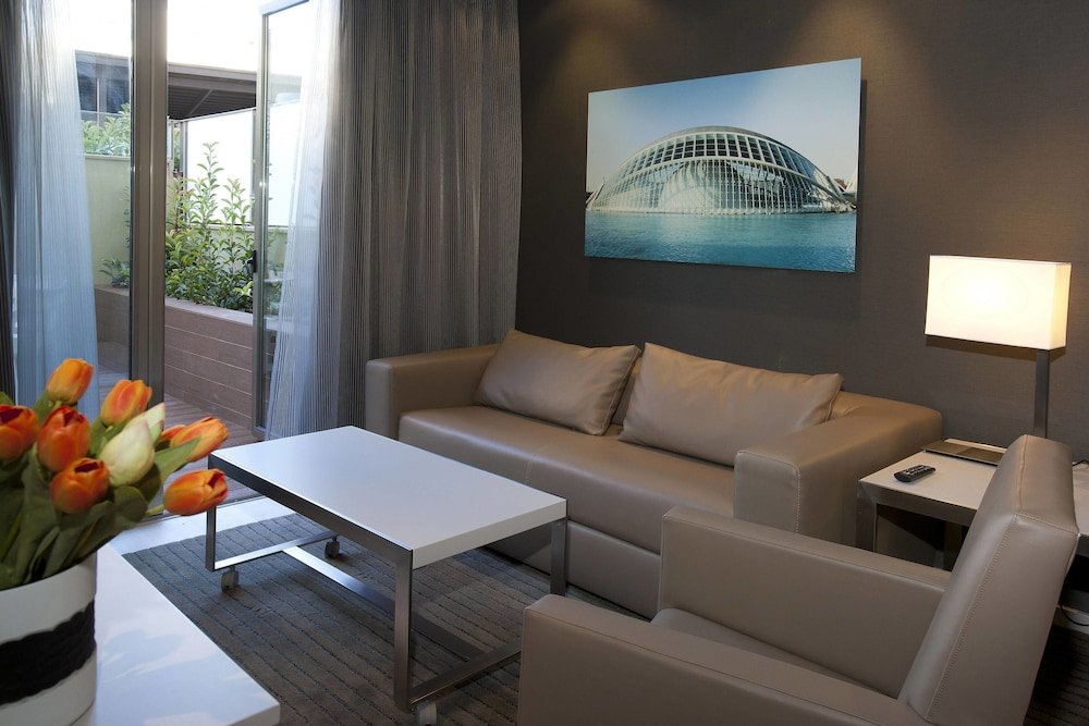 Фото AC Hotel Colon Valencia