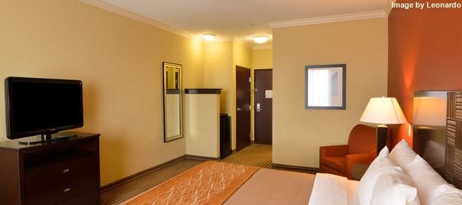 Фото Comfort Inn & Suites Fort Worth Fossil Creek