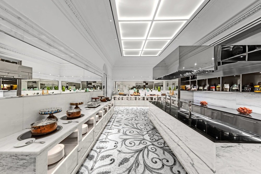 Фото The St. Regis Rome