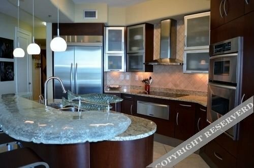 Гостиница Bella Luna by Prickett Properties