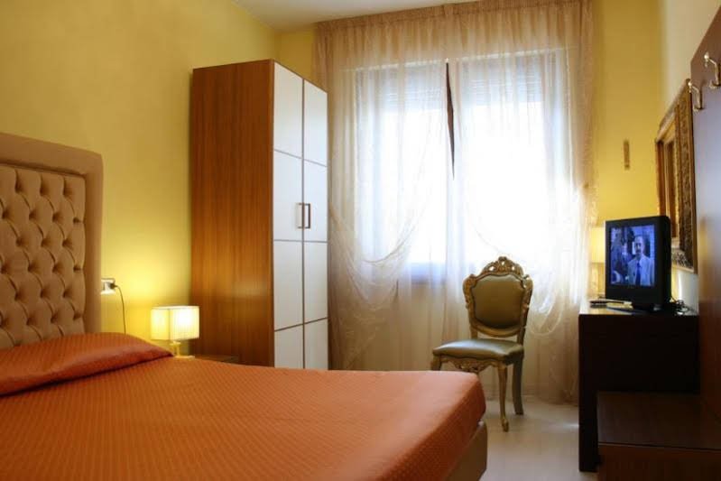 Фото Hotel Continentale