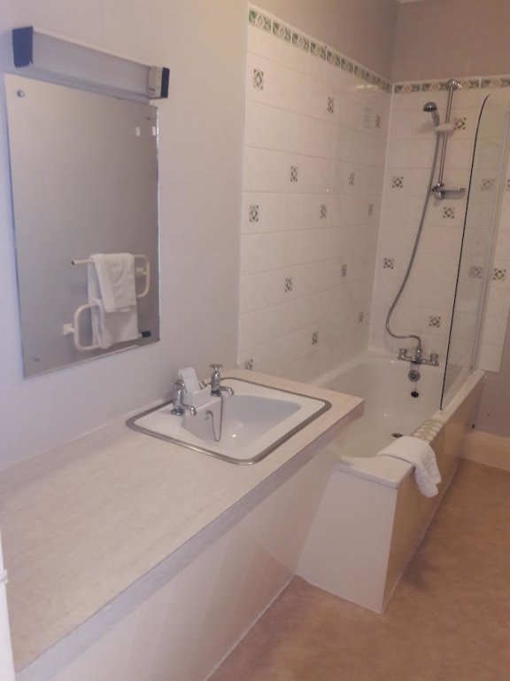 Фото Royal Lion Hotel