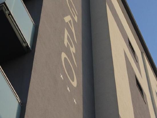 Фото Amadei Hotel Figaro & Apartments