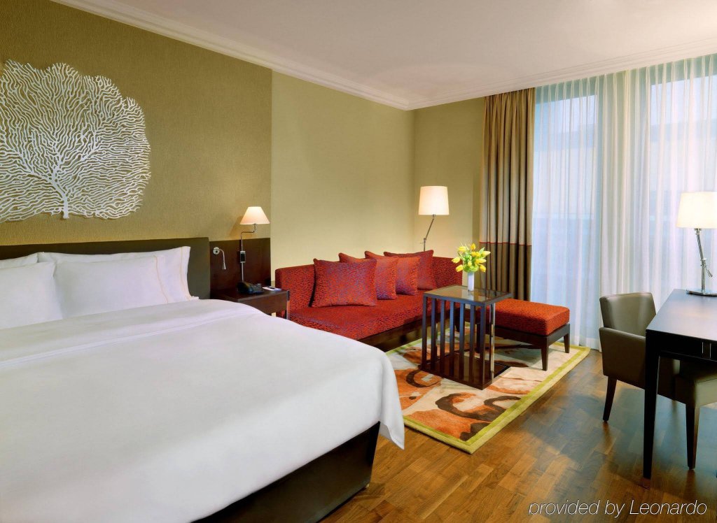 Фото Sheraton Bratislava Hotel