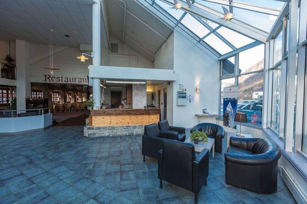 Фото Stryn Hotel