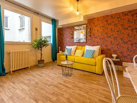 Гостиница Apartment Ponthieu Champs Elysées в Париже