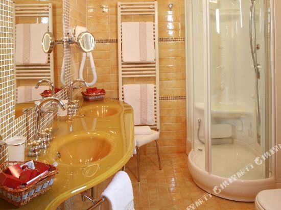 Фото Grand Hotel del Parco - Bergamo Airport