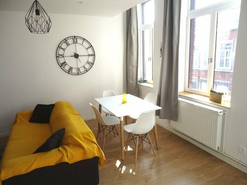 Жильё посуточно Lille Apartment, 1 Bedroom, Parking в Лилле