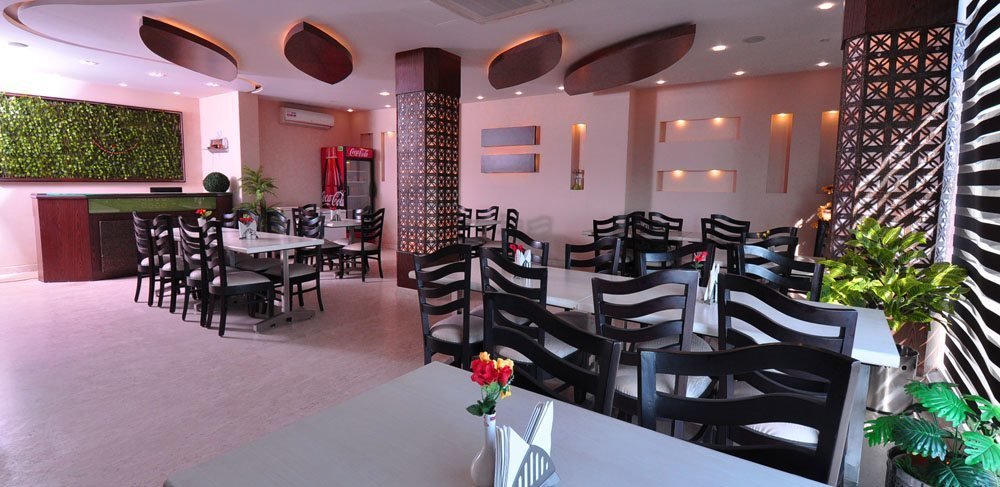 Фото Hotel Asian Plaza Dharamshala