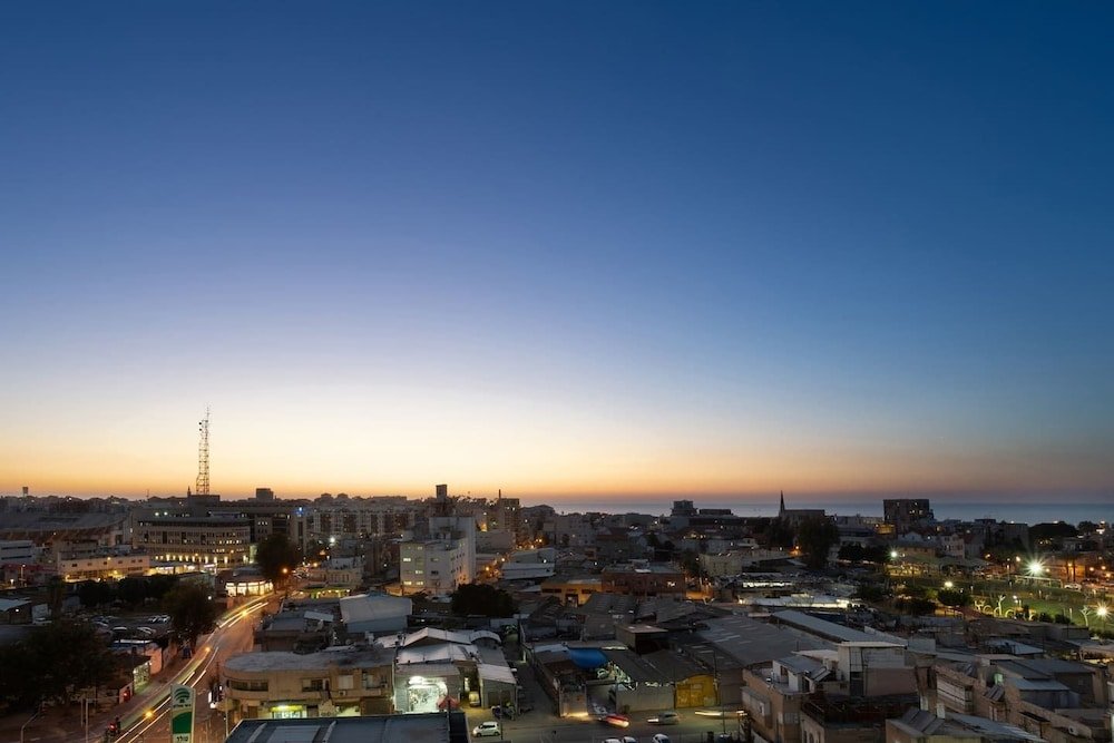 Фото Апартаменты Design 2 Bdr Florentine Tl15