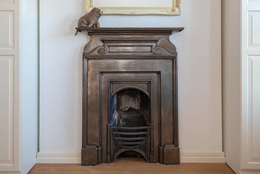 Фото Wonderful 2 bed by Queen's Park, for 6 Guests!