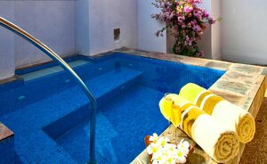 Гостиница Kurumba Maldives