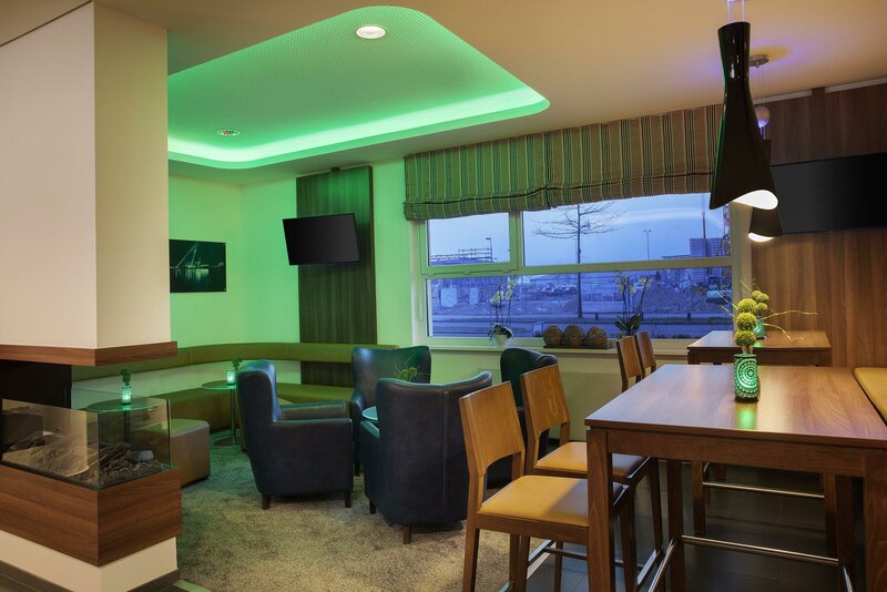 Гостиница Holiday Inn Express Bremen Airport, an Ihg Hotel в Бремене