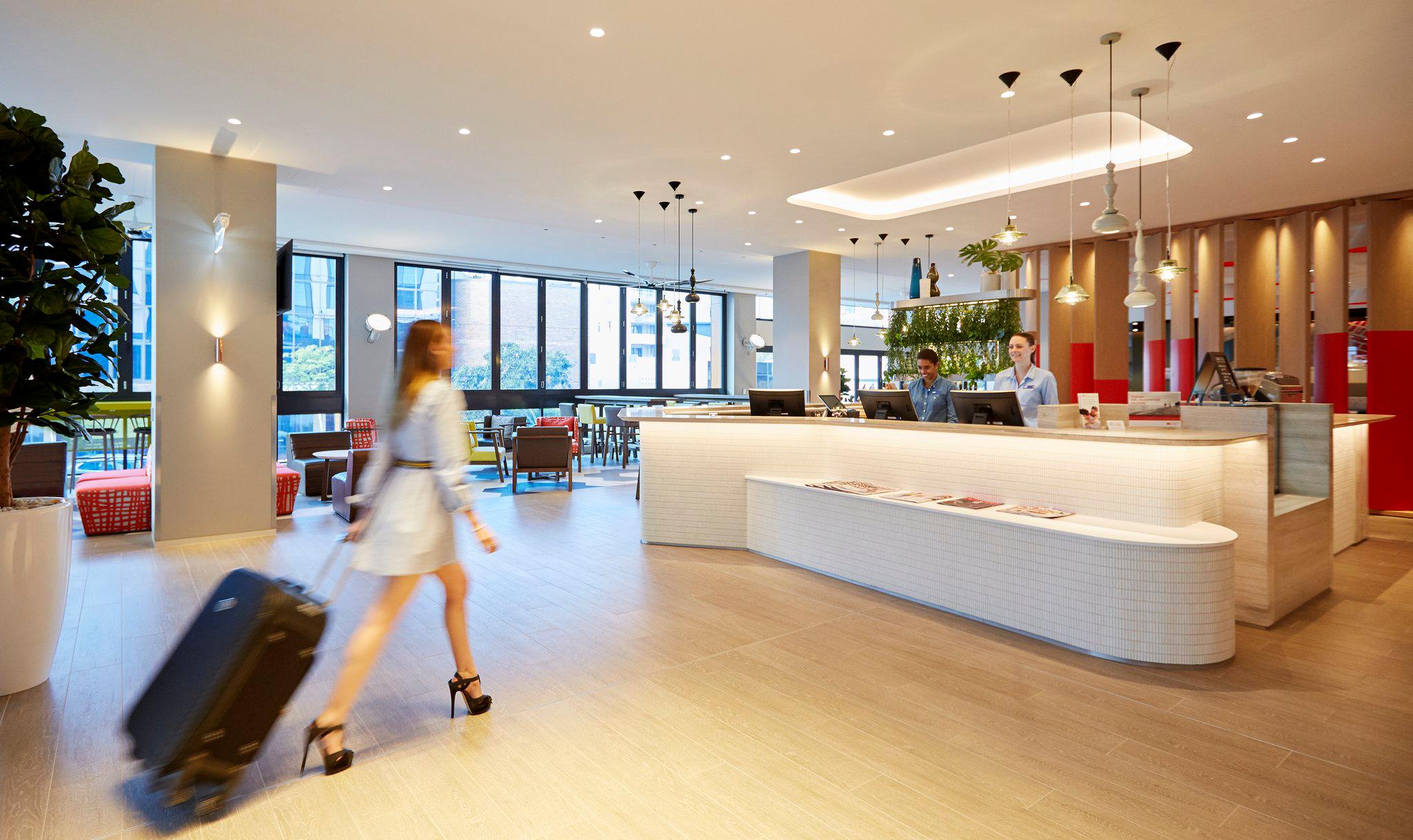 Фото Holiday Inn Express Brisbane Central