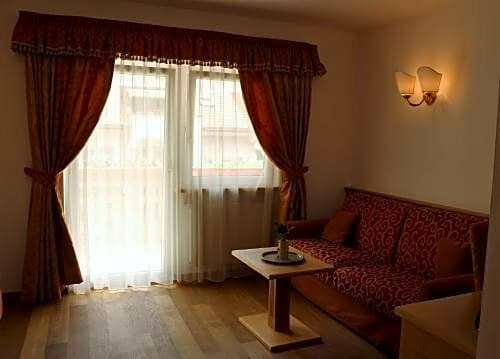 Гостиница Rotwand Hotel Restaurant в Трентино - Альто-Адидже