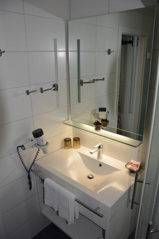 Фото Hotel Rhodania