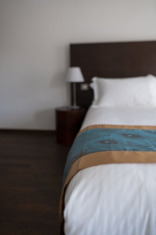 Фото La Couronne