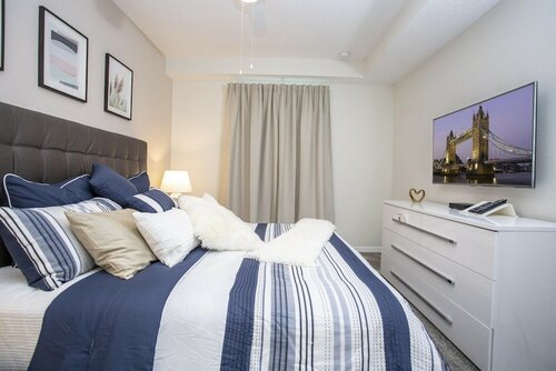Жильё посуточно Gorgeous Two Bedroom Apt Close to Disney 306 4721 Storey Lake Resort в Орландо