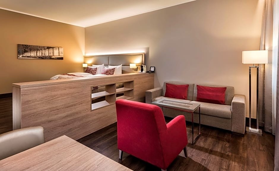 Фото Radisson Blu Badischer Hof Hotel, Baden-Baden