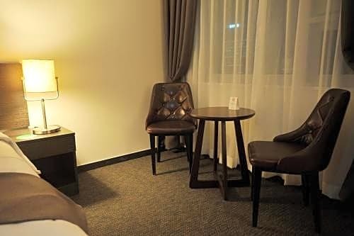 Фото Yongin Central Co'op Hotel