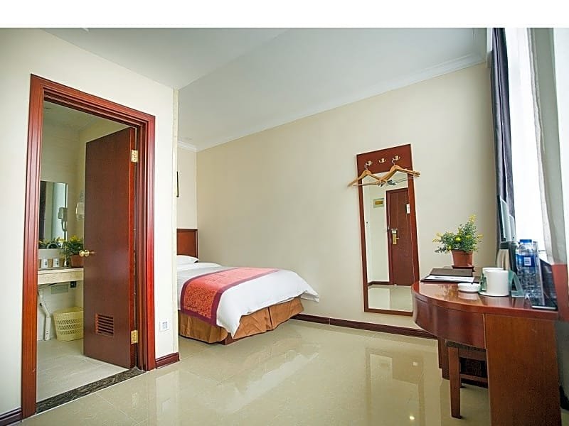 Фото GreenTree Inn TianJin Jinnan XianShuiGu Nanhuan Road Express Hotel