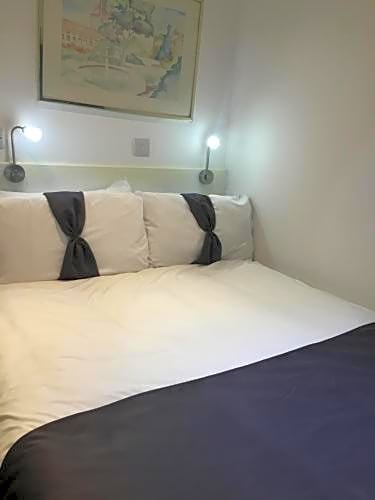 Фото Clapham South Belvedere Hotel