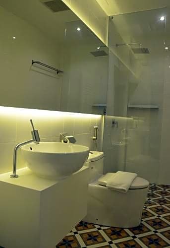 Фото TheBlanc Boutique Hotel